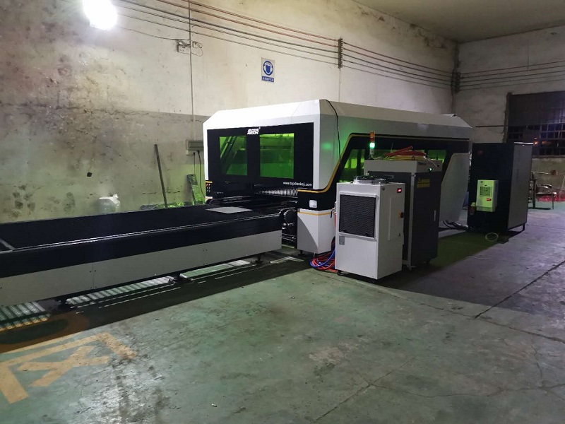 光纖激光切割機應用在食品機械行業的優勢