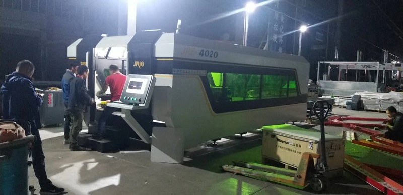 光纖激光切割機(jī)如何保障安全生產(chǎn)