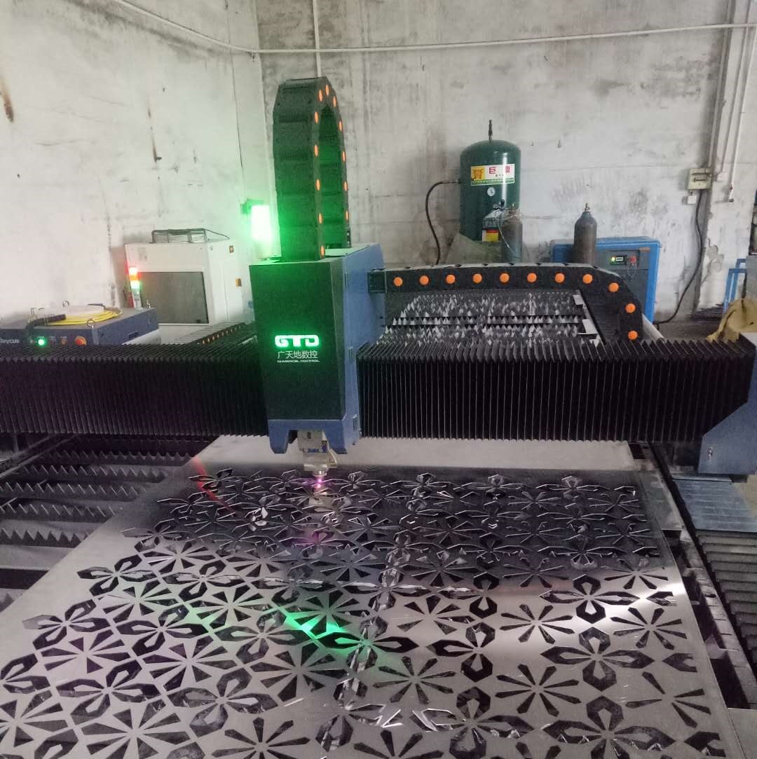 500瓦光纖激光切割機(jī)使用成本一覽