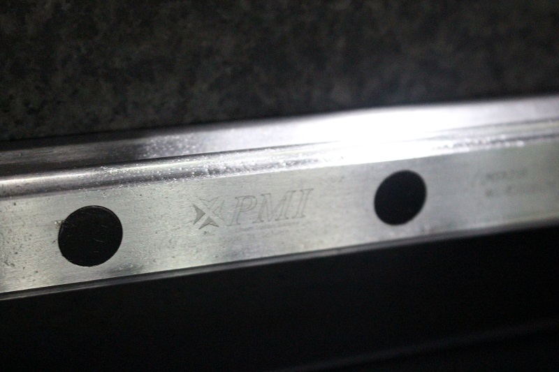 鋁板雕刻機(jī)軌道如何保養(yǎng)