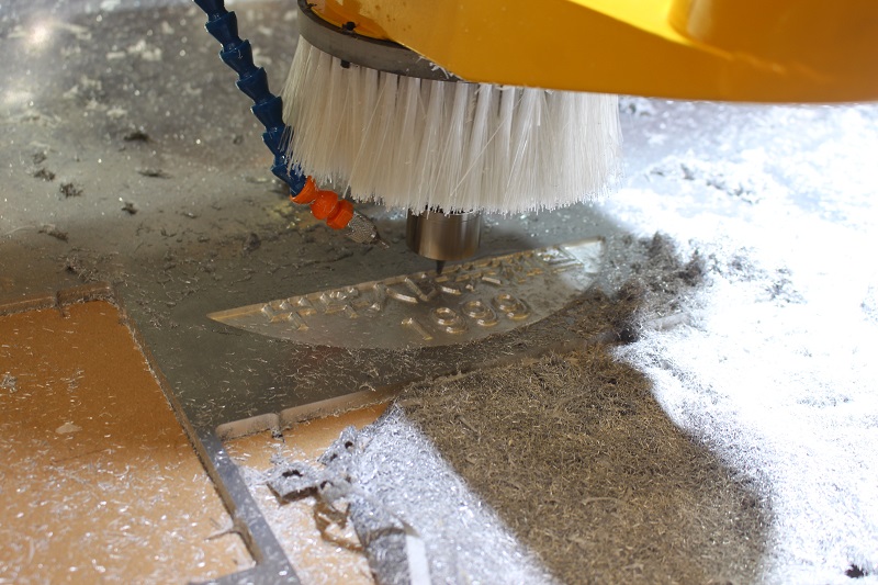 木工雕刻機可以雕鋁板嗎