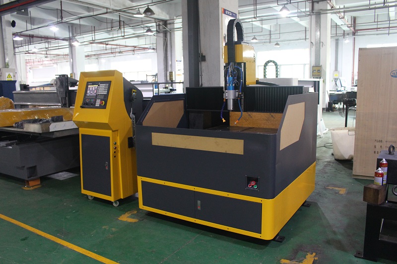 金屬雕刻機如何正確加工鈦合金