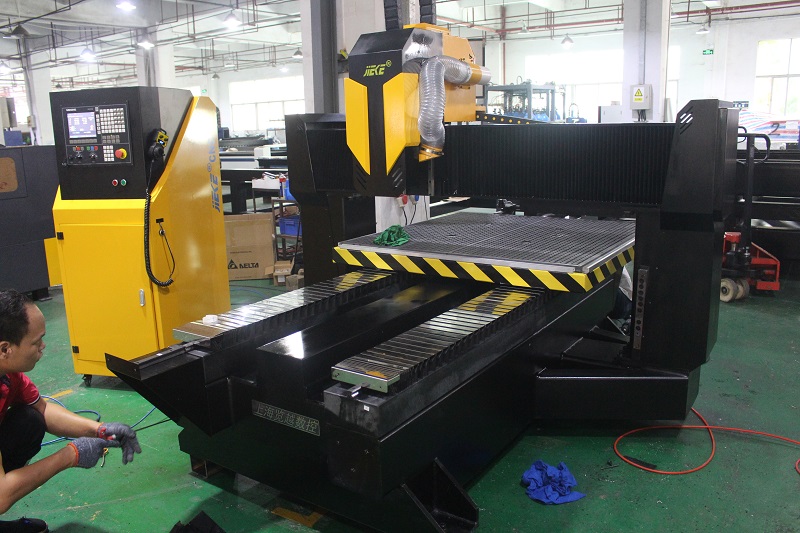 杰克鋁板雕刻機 銷售結束我們的服務才剛開始